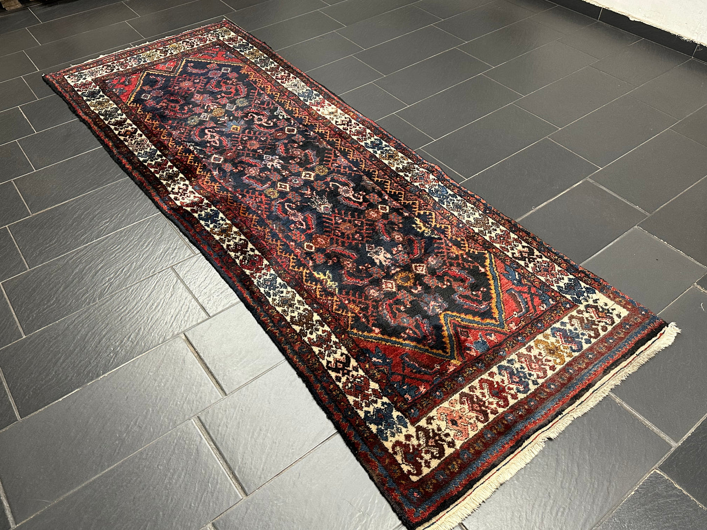 Orientteppich handgeknüpft Malayer Herati Naturfarben 305x105cm