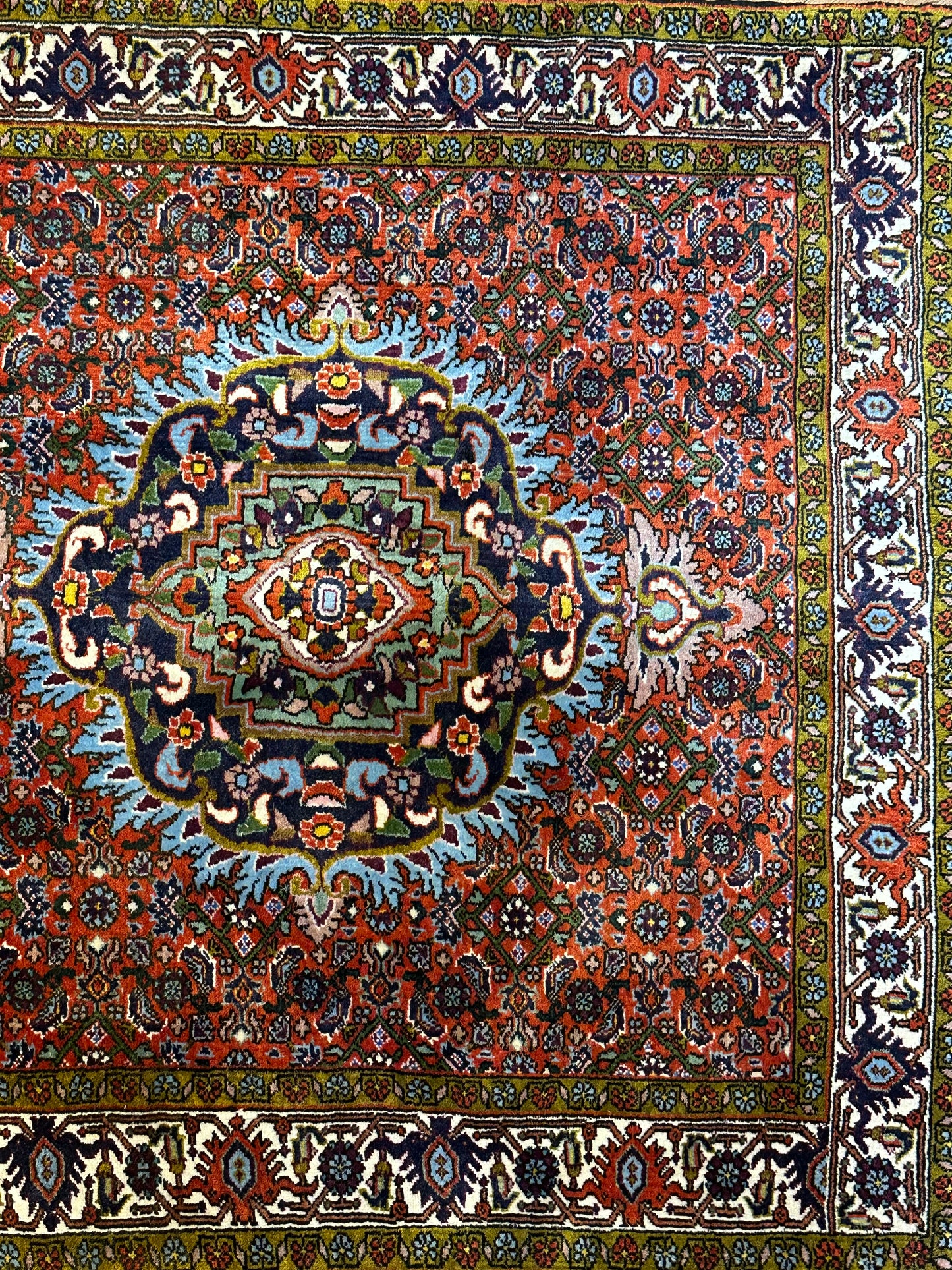 Bidjar Teppich Korkwolle mit Medaillonmuster und feiner Knüpfung