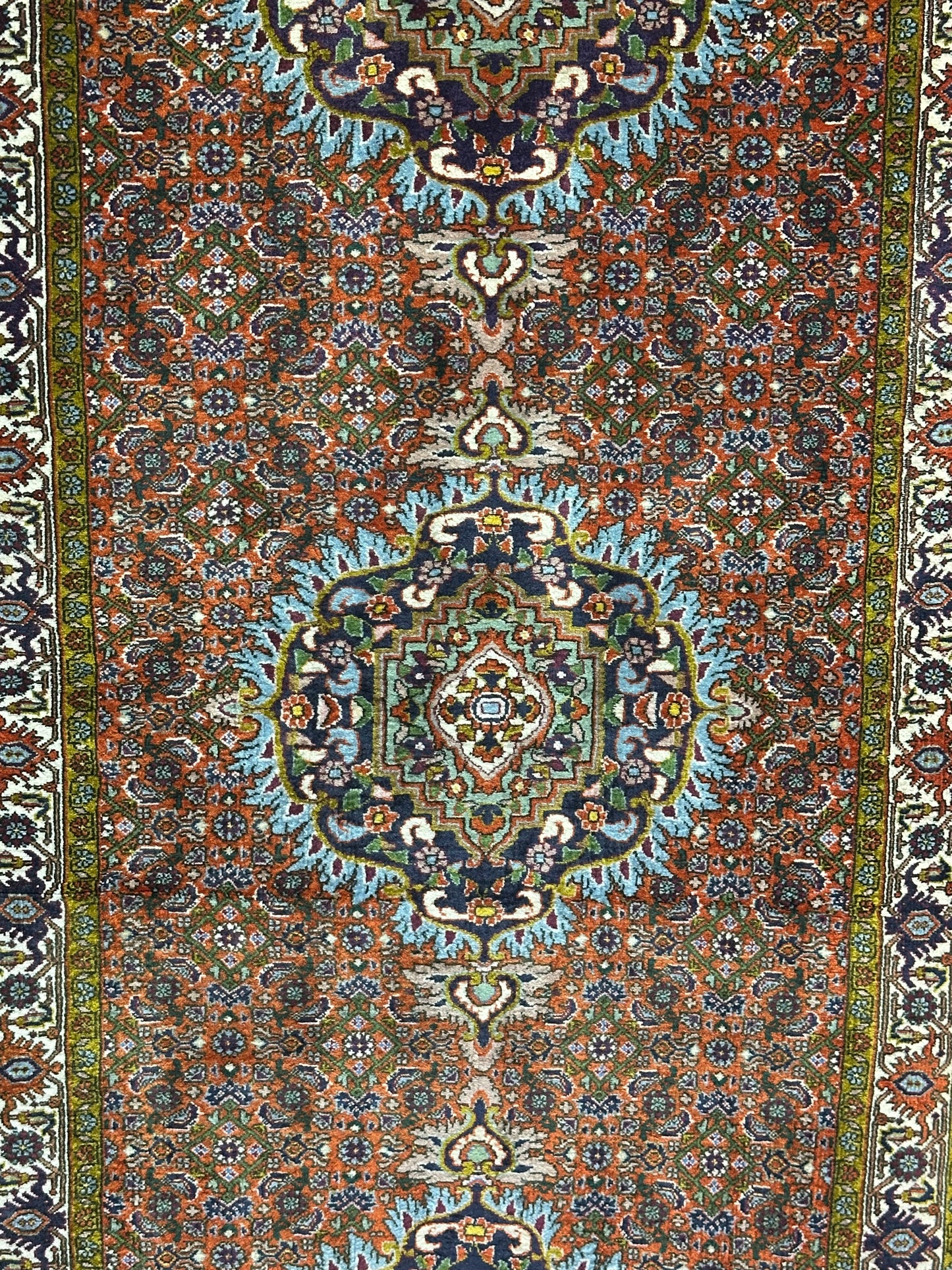 Bidjar Teppich Korkwolle mit Medaillonmuster und feiner Knüpfung