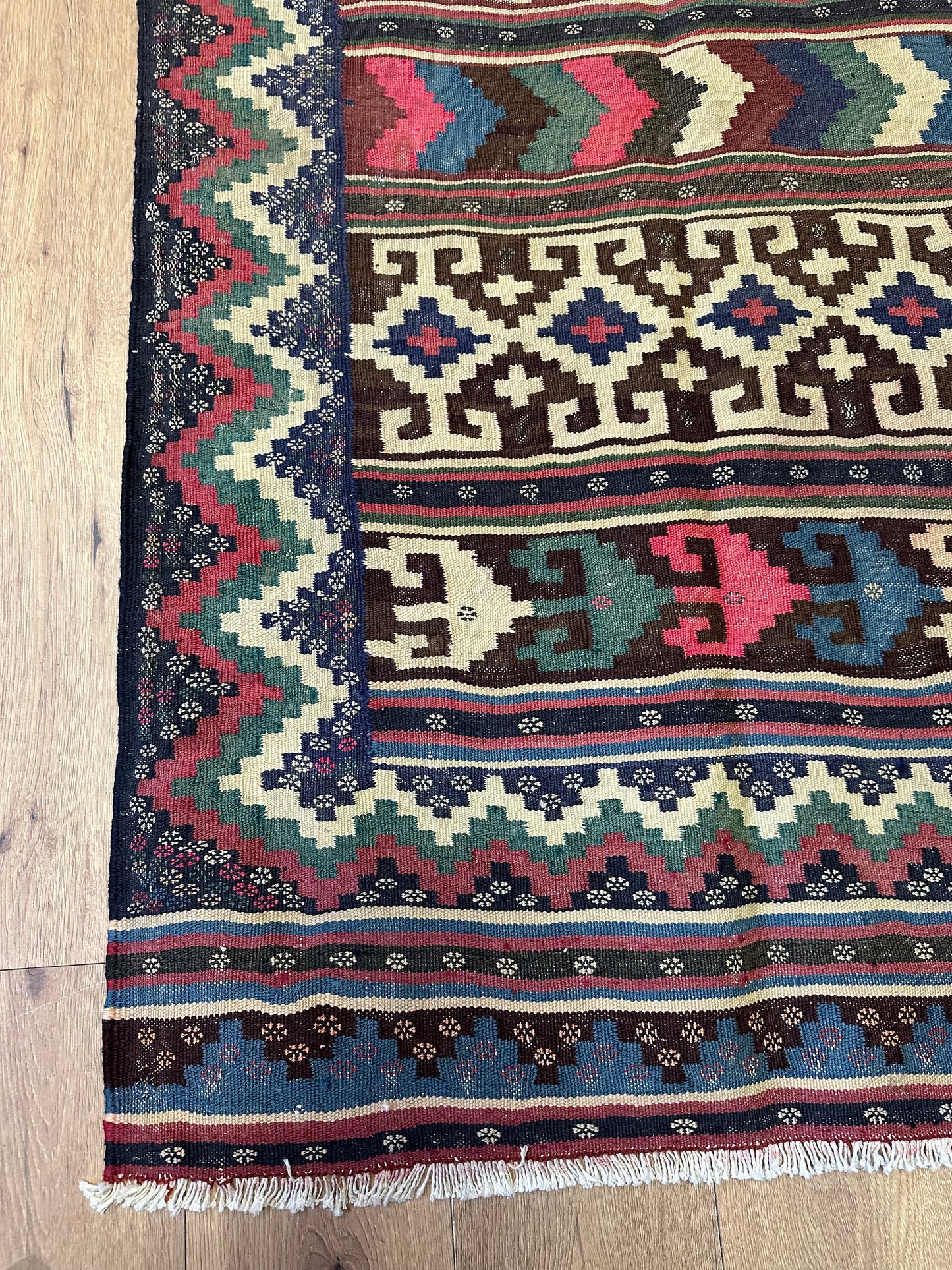 Orientteppich handgeknüpft Kazak Kelim 150x226 cm Wolle antik