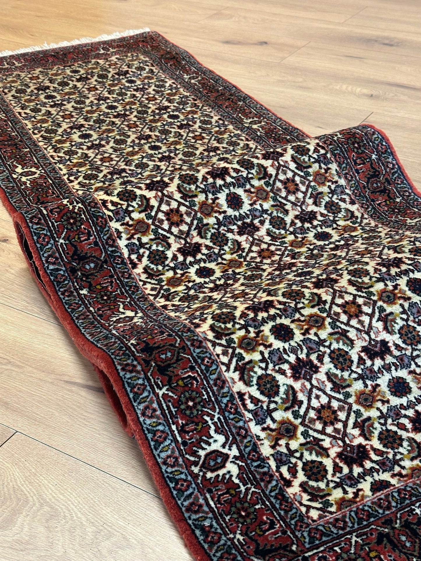 Bidjar Läufer Korkwolle mit floralem Rautenmotiv feine Knüpfung