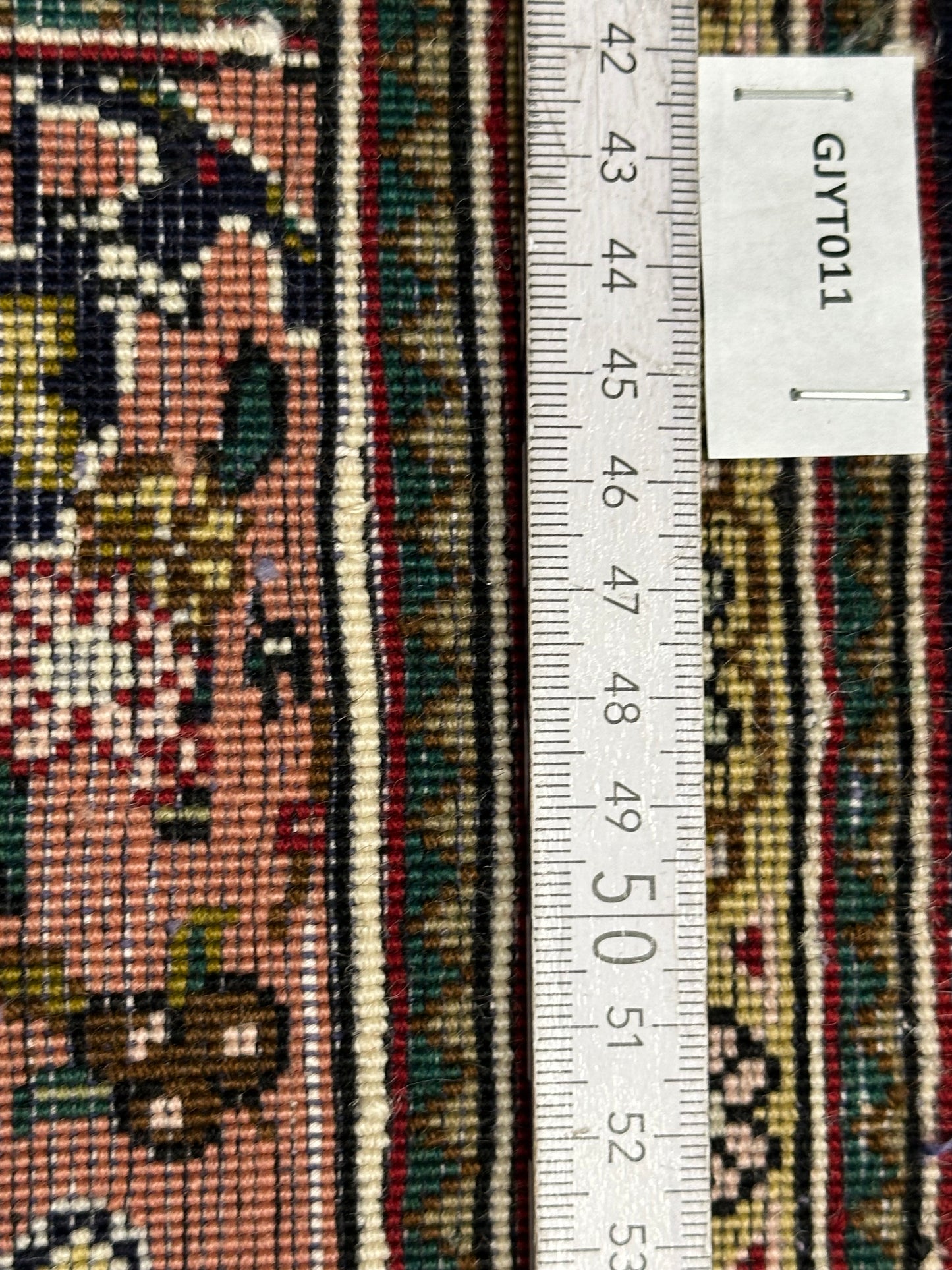 Orientteppich handgeknüpft Täbriz Vasenmuster mit Seide 150x104