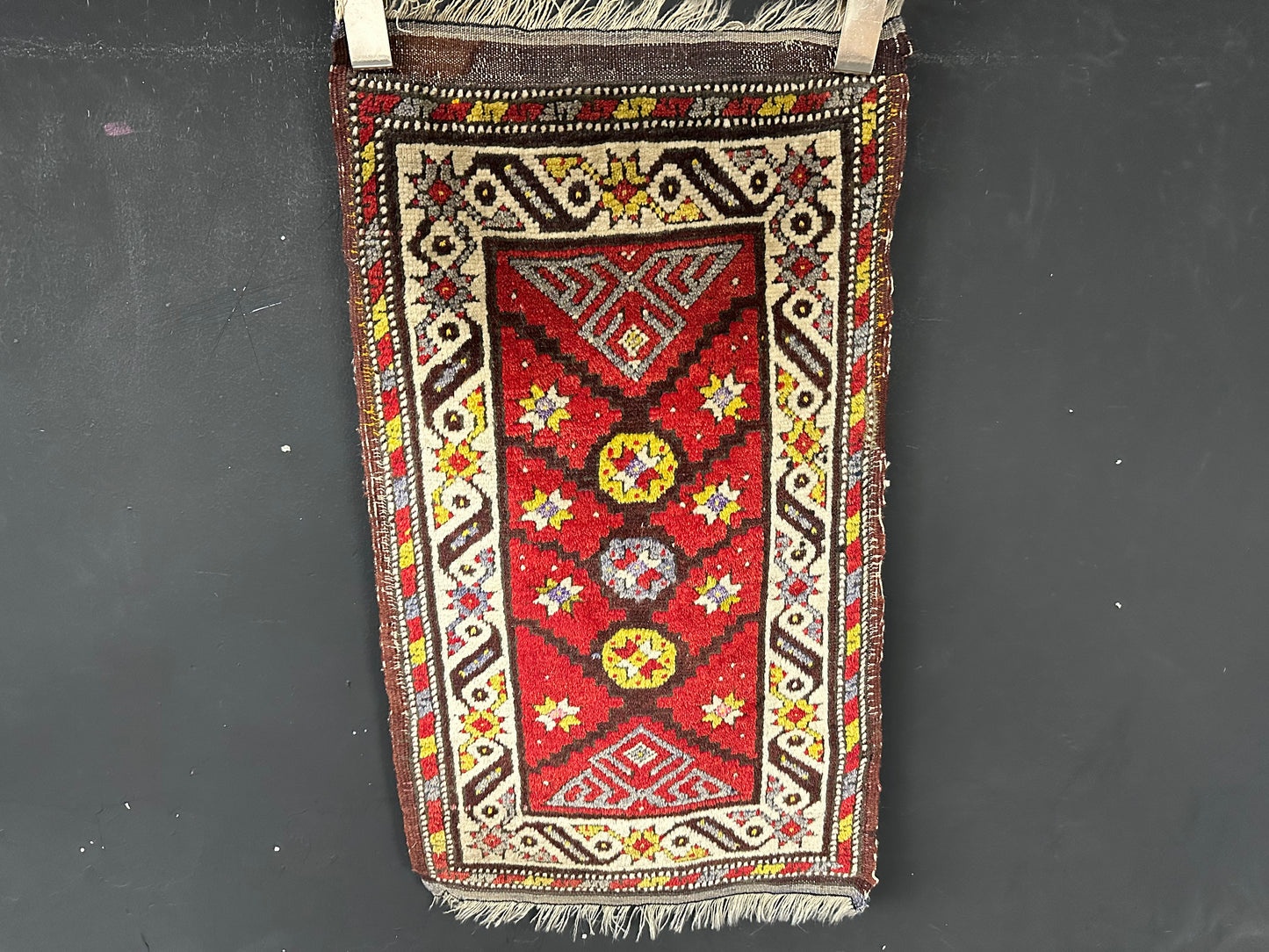 Orientteppich handgeknüpft Yürük Wolle antik Muster 78 × 45 cm