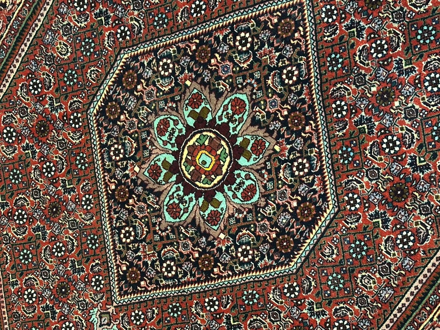 Bidjar Teppich Korkwolle mit Medaillon florales Allover Muster