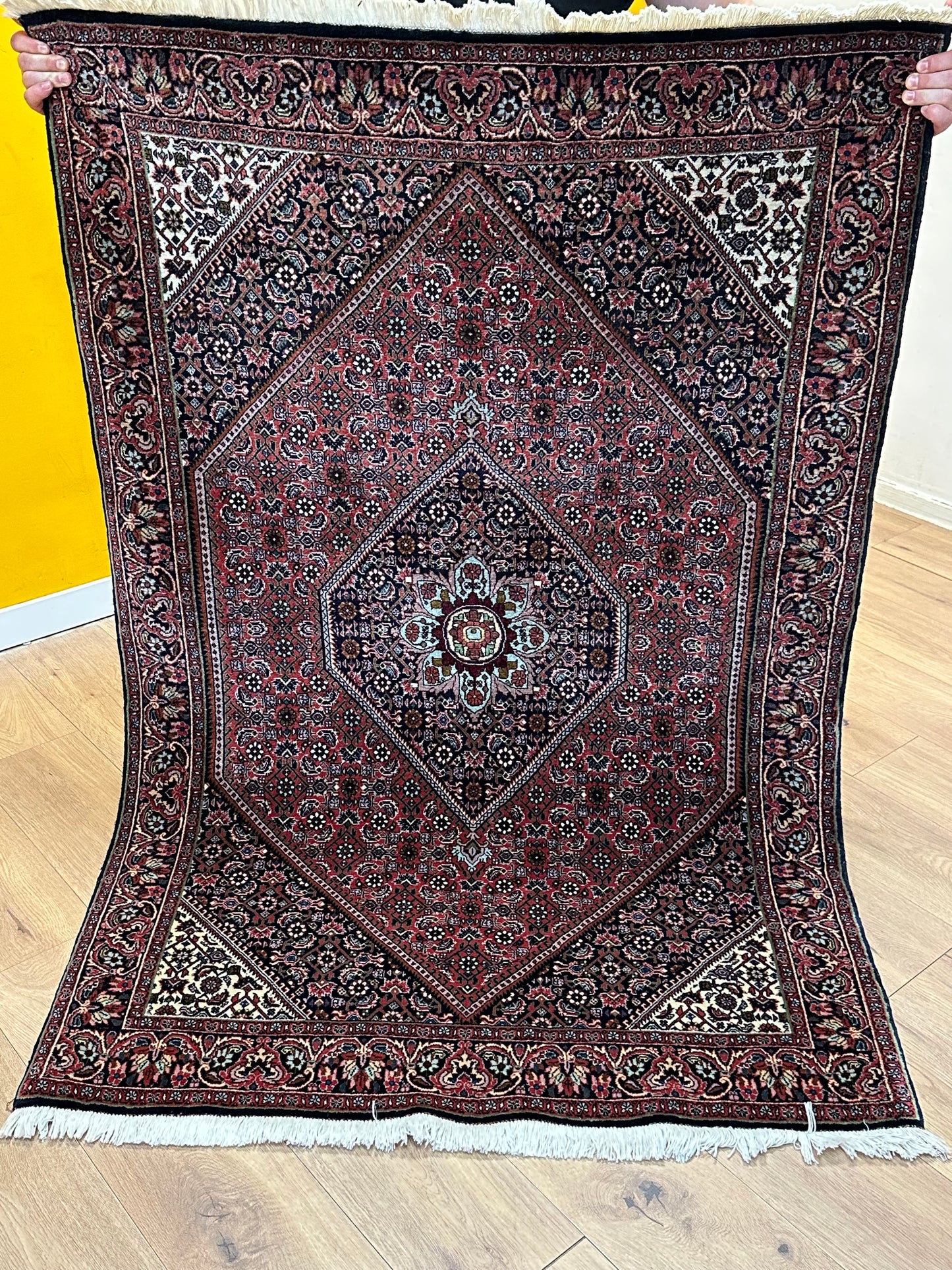 Bidjar Teppich Korkwolle mit Medaillon florales Allover Muster