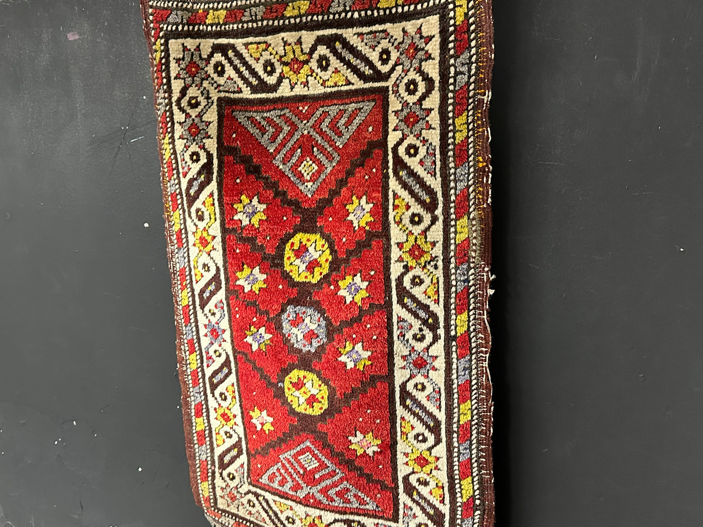Orientteppich handgeknüpft Yürük Wolle antik Muster 78 × 45 cm