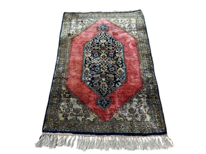 Orientteppich handgeknüpft Ghom 90x61 cm Seide Medaillon fein
