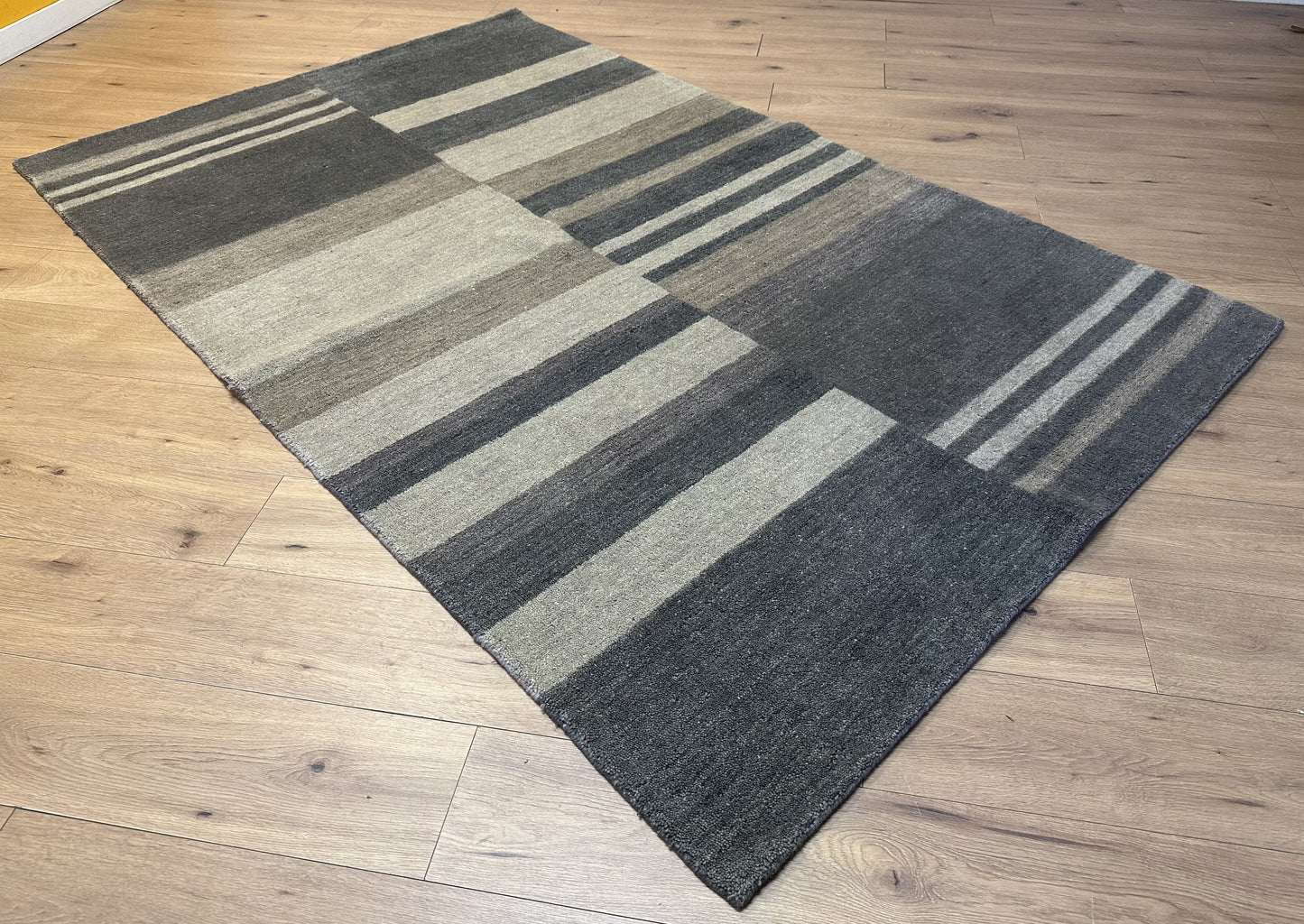 Gabbeh Teppich Schurwolle mit modernem Blockstreifen Design