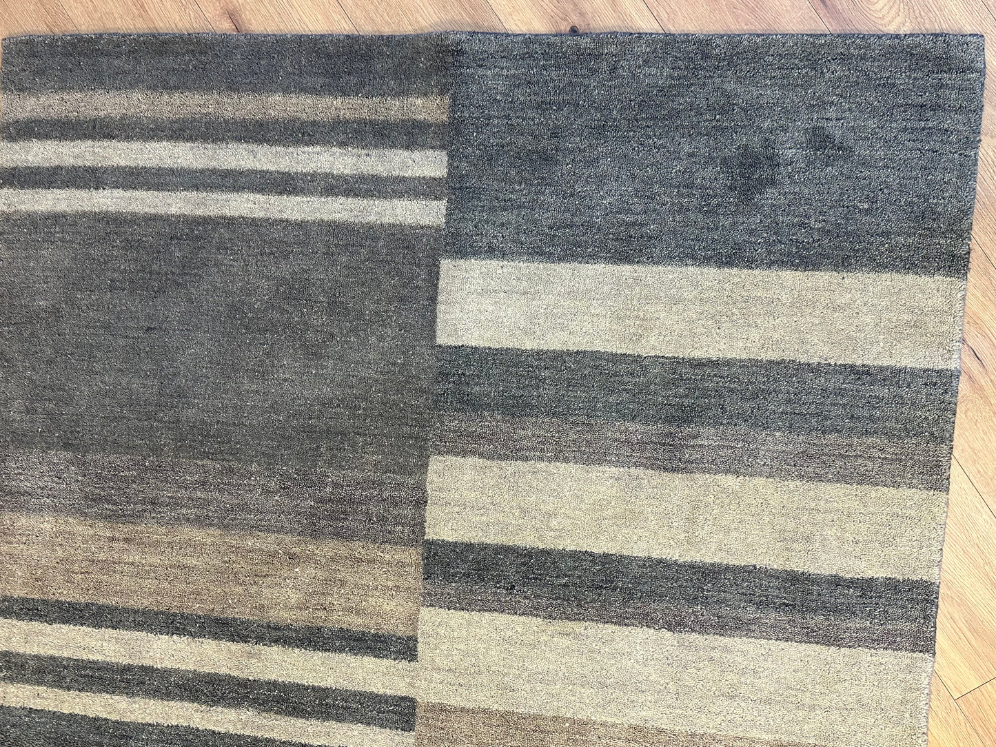 Gabbeh Teppich Schurwolle mit modernem Blockstreifen Design