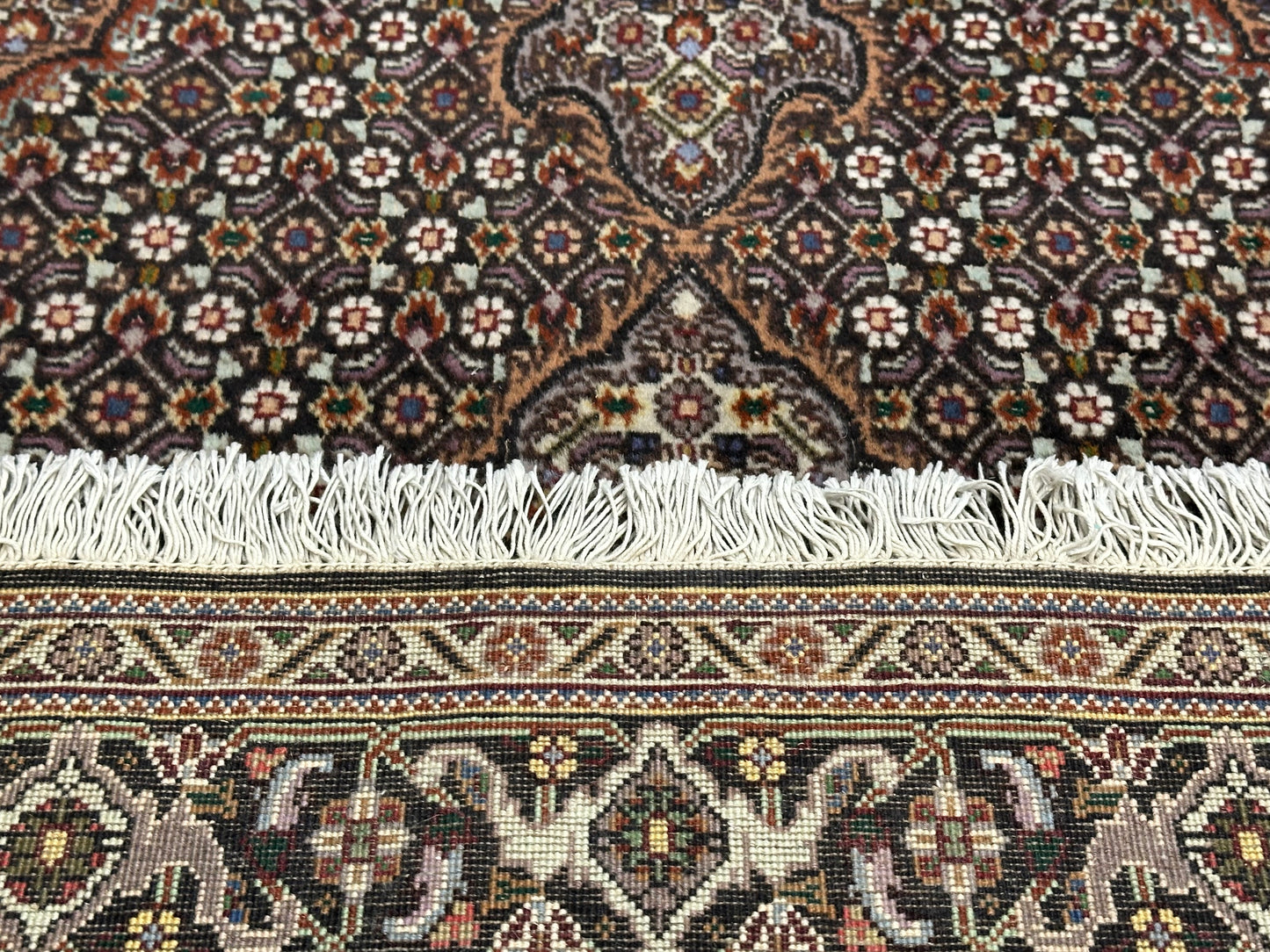 Orientteppich handgeknüpft Täbriz Autüh mit Seide 160 × 103 cm