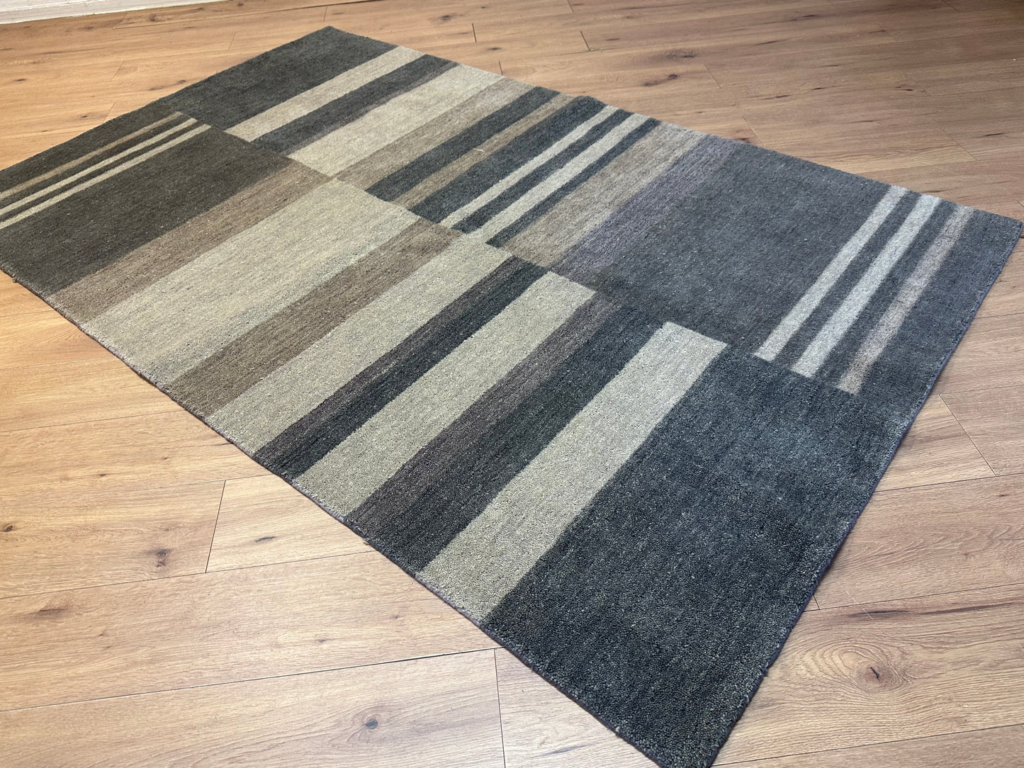 Gabbeh Teppich Schurwolle mit modernem Streifen Blockdesign