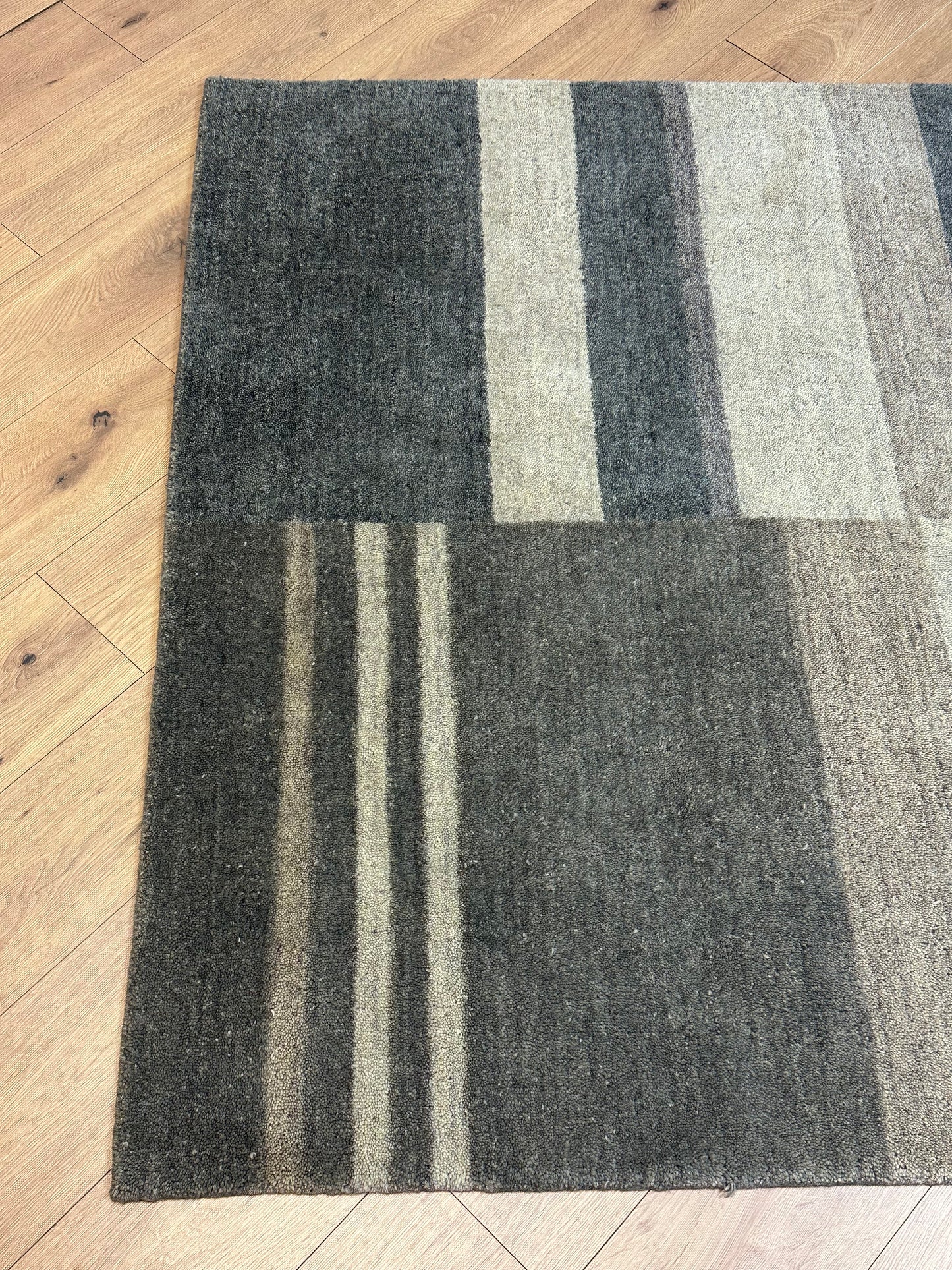 Gabbeh Teppich Schurwolle mit modernem Streifen Blockdesign