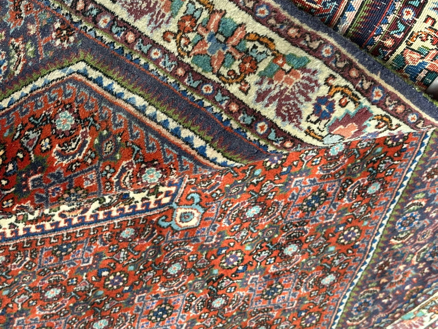 Orientteppich handgeknüpft Bidjar Medaillon Wolle 133 × 92 cm