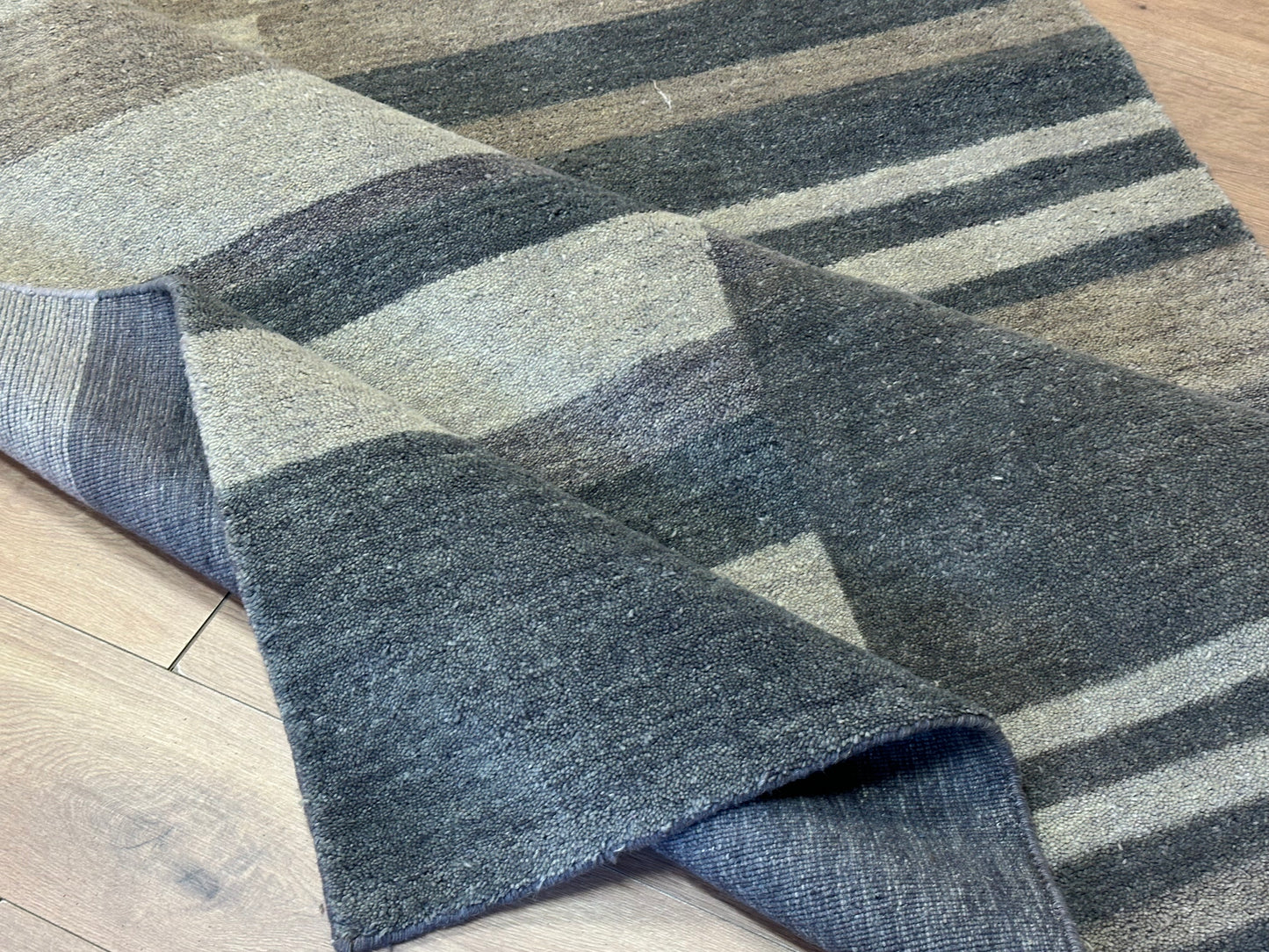 Gabbeh Teppich Schurwolle mit modernem Streifen Blockdesign