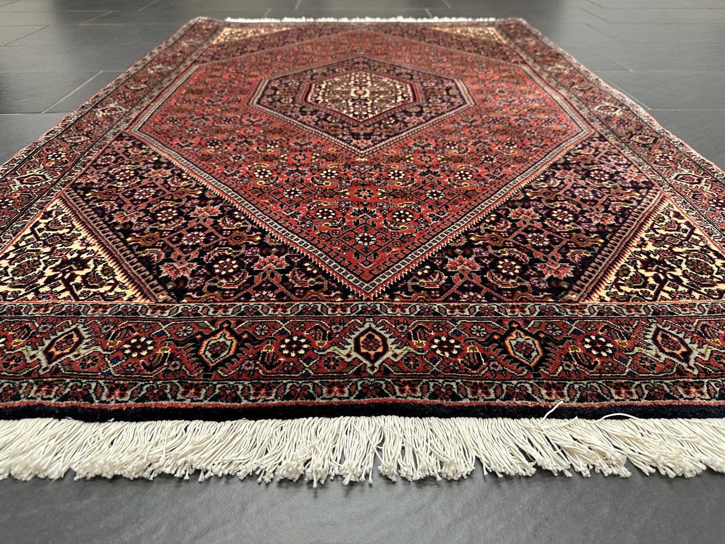 Orientteppich handgeknüpft Bidjar Medaillon Wolle 168 × 110 cm