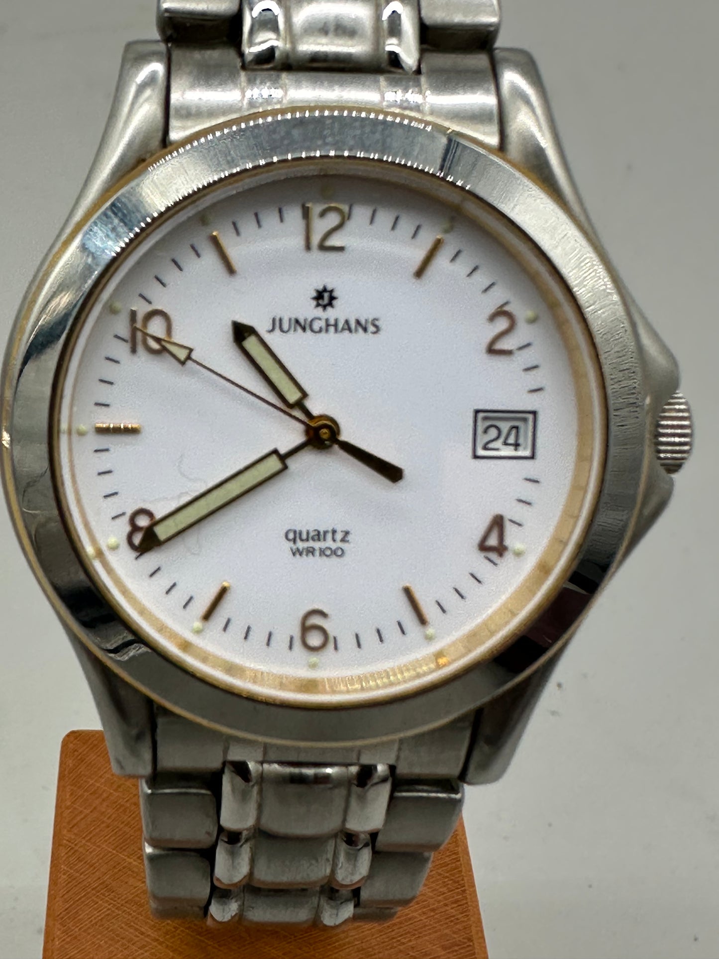 Junghans Herrenarmbanduhr Quarz Edelstahl Datum klassisch silber